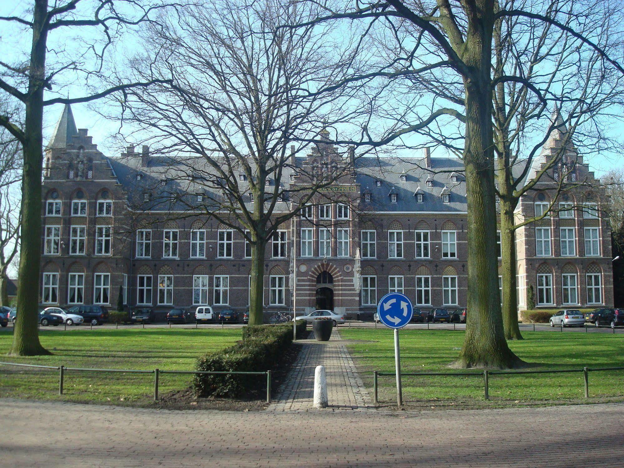 Bovendonk Business- & Eventlocatie Hoeven Exteriör bild